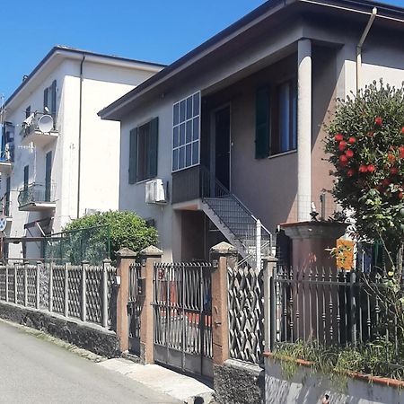 Casa Vacanza Dh La Spezia Luaran gambar