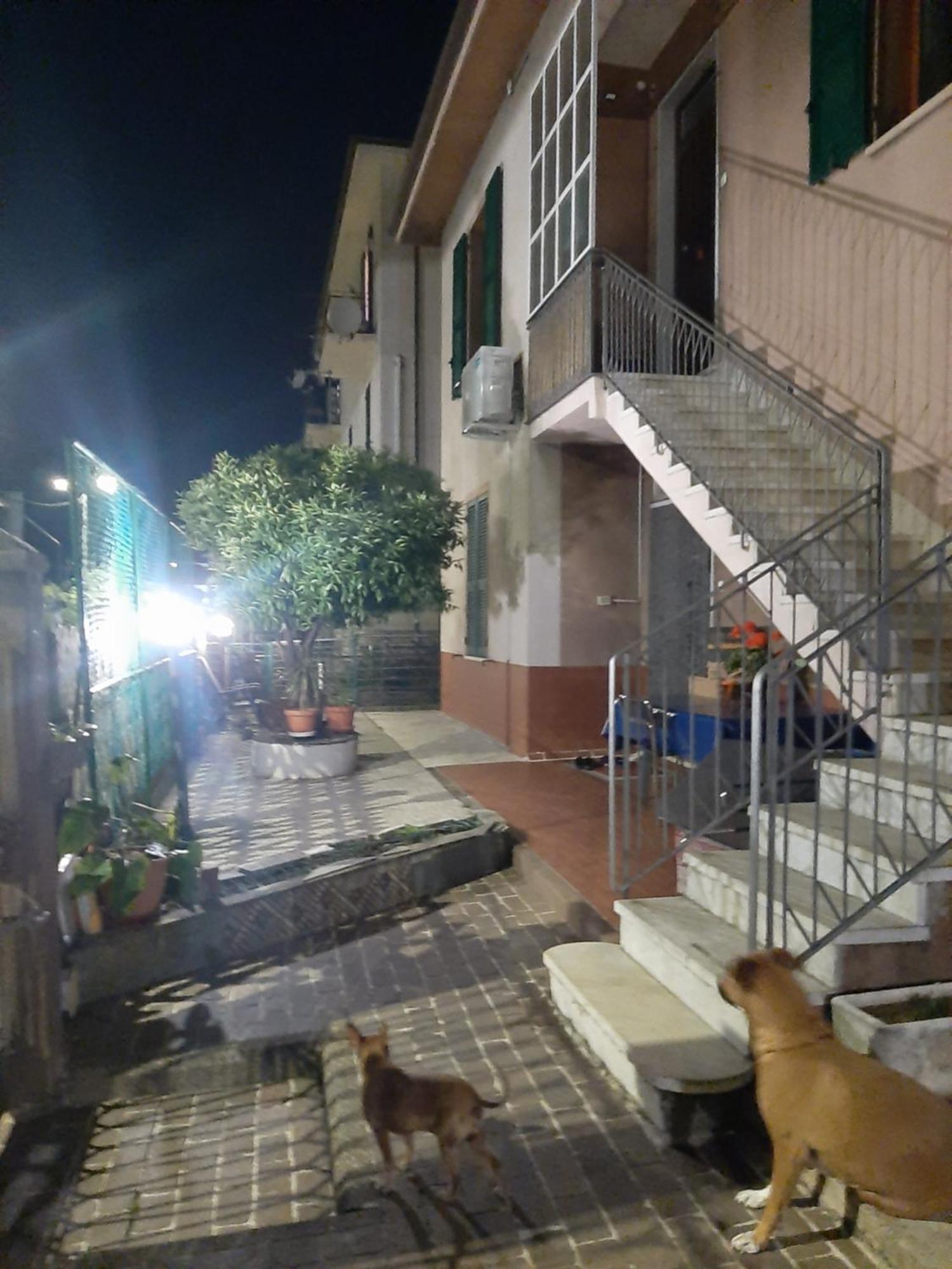 Casa Vacanza Dh La Spezia Luaran gambar